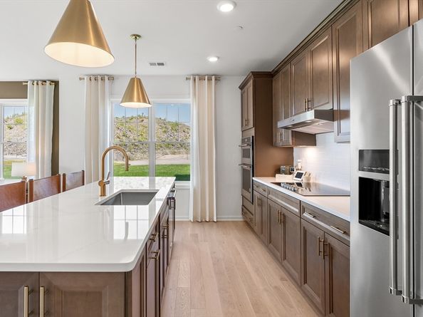 5 Peters Farm Way 412, Westborough MA 01581