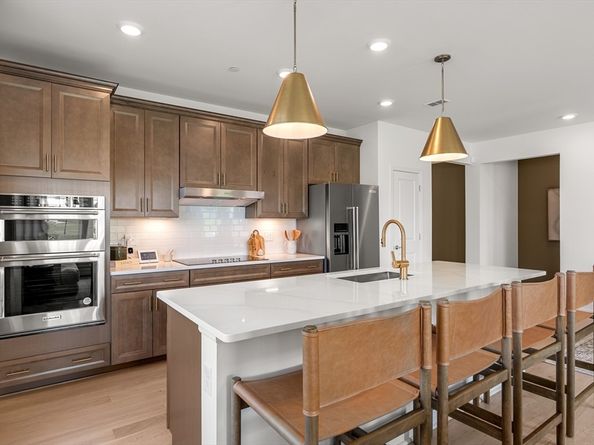 5 Peters Farm Way 412, Westborough MA 01581
