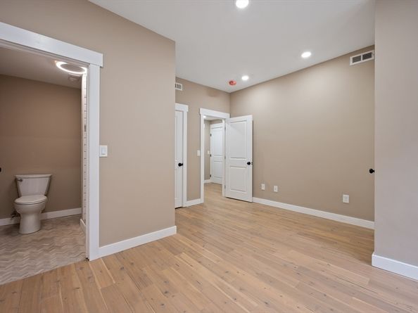 5 Monmouth St 1, Boston MA 02128