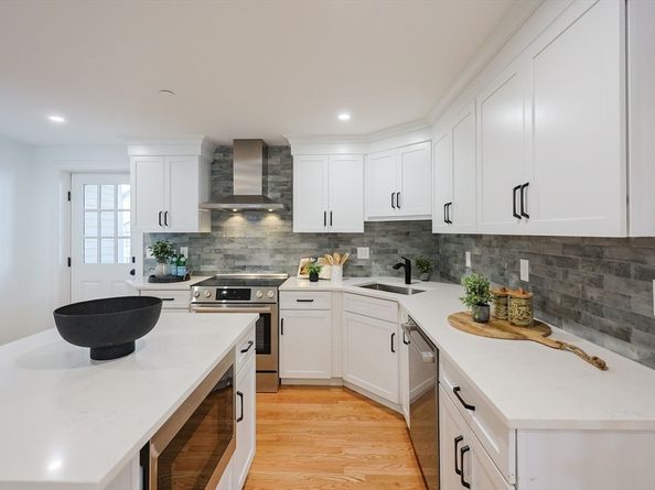 54 South St 1, Medford MA 02155