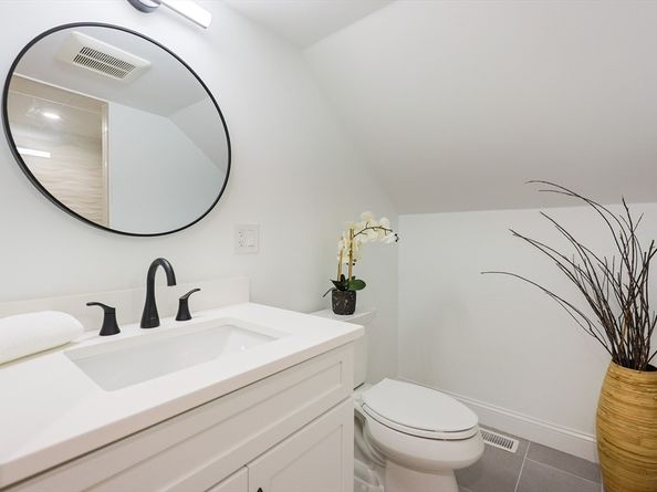 54 South St 1, Medford MA 02155