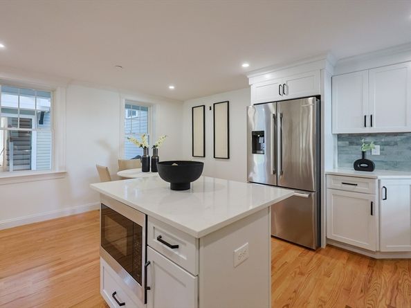 54 South St 1, Medford MA 02155