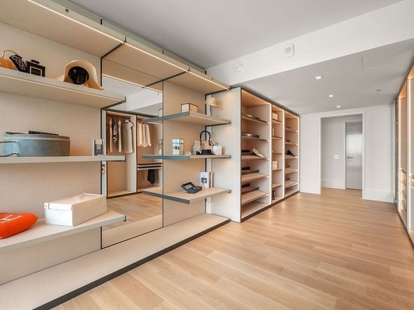 150 Seaport Boulevard 15CD, Boston MA 02210