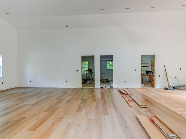 152 Ashby Road, Ashburnham MA 01430
