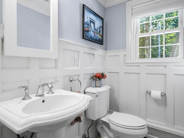 25 Cedar Hill Rd, Dover MA 02030