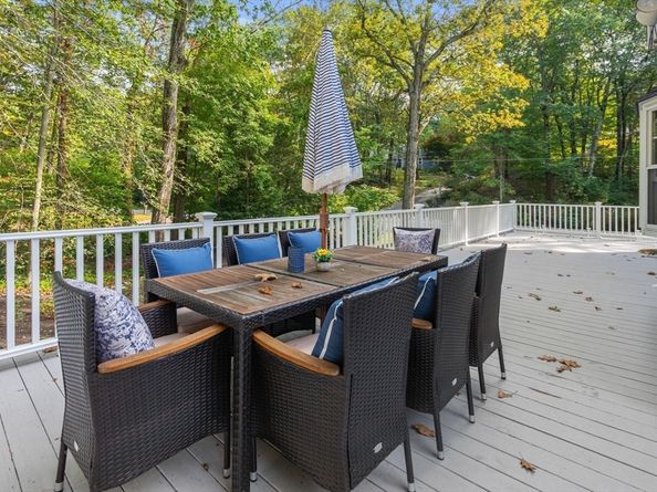 25 Cedar Hill Rd, Dover MA 02030