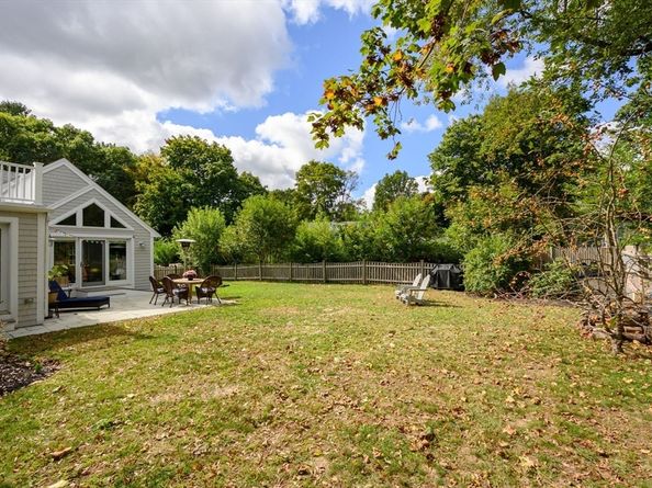 2 Hoover Road, Hingham MA 02043
