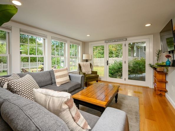 2 Hoover Road, Hingham MA 02043