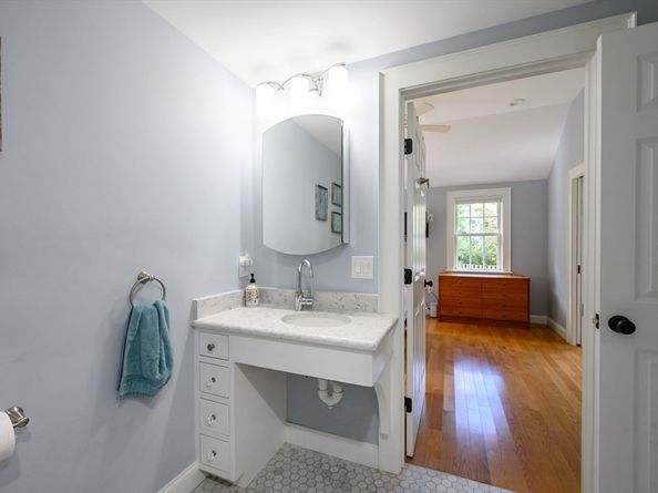 2 Hoover Road, Hingham MA 02043