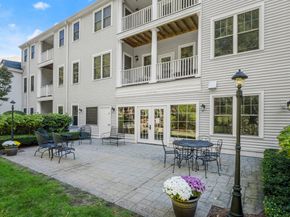 27 Hartland Way 309, Acton MA 01720