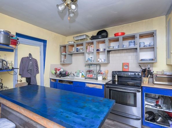 495 Warren St, Boston MA 02121
