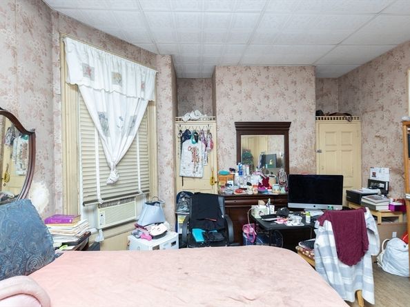 495 Warren St, Boston MA 02121