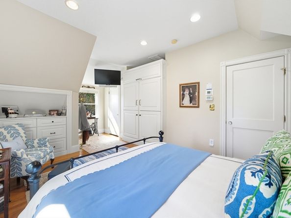 44 Simonds Rd, Lexington MA 02420