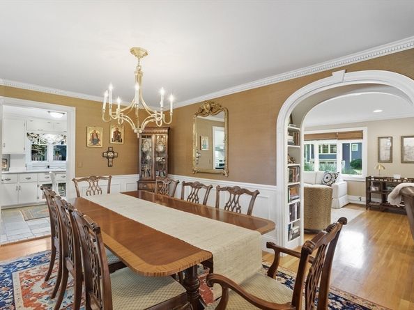 44 Simonds Rd, Lexington MA 02420