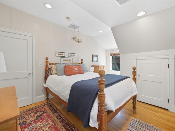 44 Simonds Rd, Lexington MA 02420