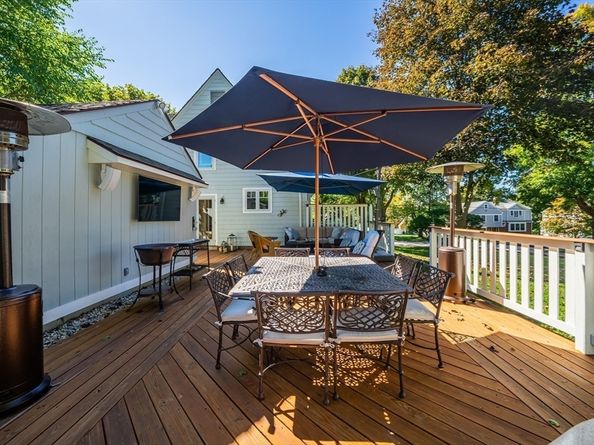 44 Simonds Rd, Lexington MA 02420