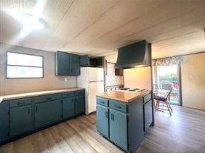 28 Washington Park, Carver MA 02330