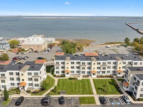 216 Water St 101B, Plymouth MA 02360