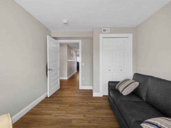 216 Water St 101B, Plymouth MA 02360