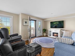216 Water St 101B, Plymouth MA 02360