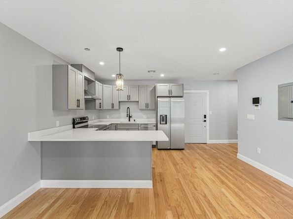 585 Washington St model, Quincy MA 02169