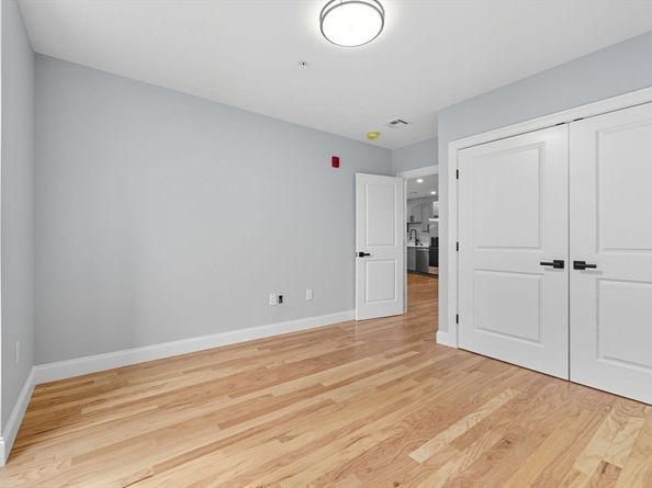 585 Washington St model, Quincy MA 02169