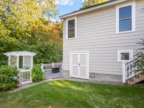16 Cuba St, Andover MA 01810