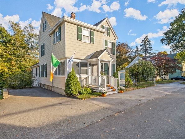 16 Cuba St, Andover MA 01810