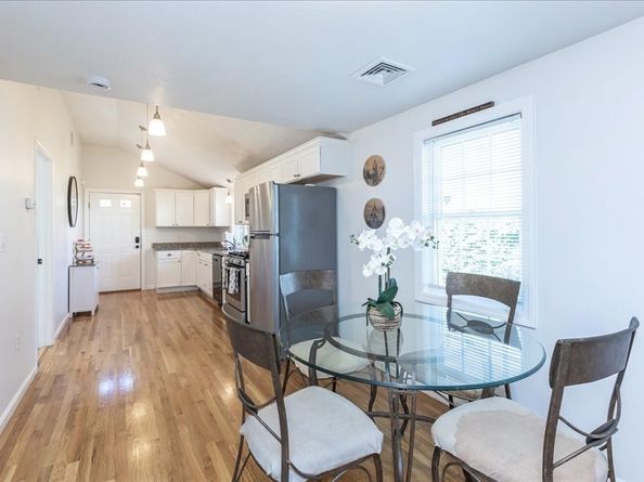 13 Mayflower Rd, Holbrook MA 02343
