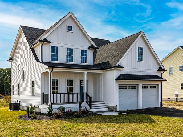 2 April Way, Millis MA 02054