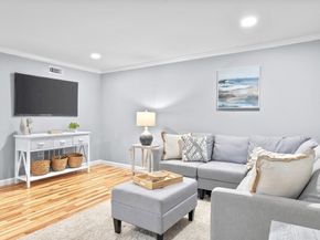 17 Henley St B, Boston MA 02129