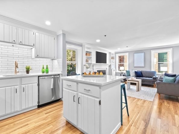 17 Henley St B, Boston MA 02129