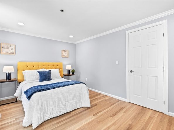 17 Henley St B, Boston MA 02129