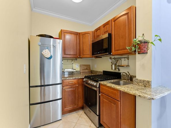18 Atwood Square 3, Boston MA 02130