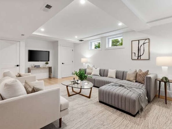 14 Grant Rd, Winchester MA 01890