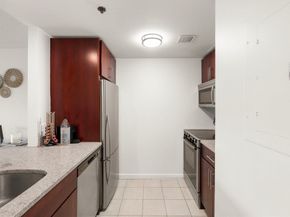 8-12 Museum Way 307, Cambridge MA 02141