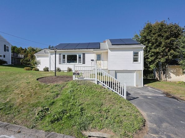 76 Belmont Rd, Leominster MA 01453