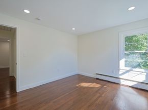 76 Belmont Rd, Leominster MA 01453