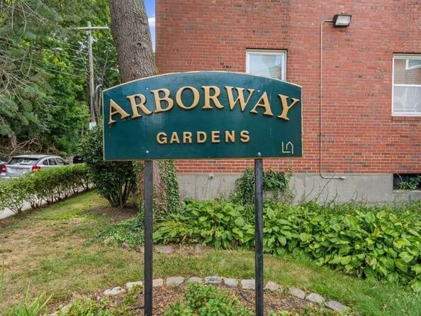1 Catenaccia Way 47, Boston MA 02130