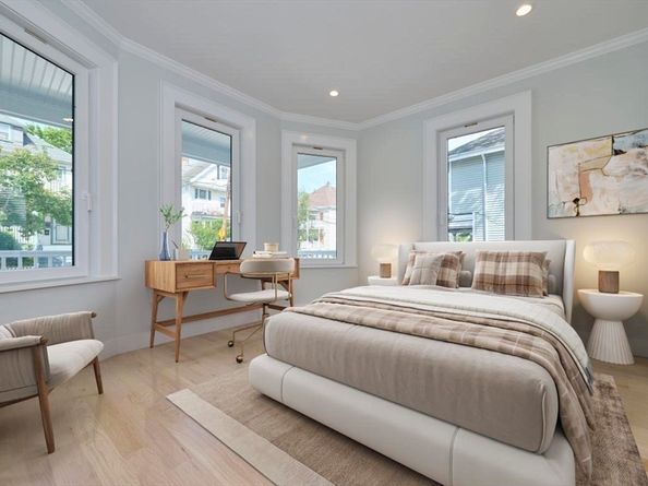 66 Farquhar St A, Boston MA 02131