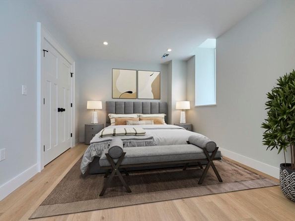 66 Farquhar St A, Boston MA 02131