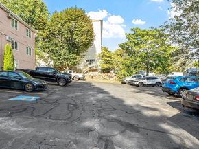 10 Dryden Street 7, Worcester MA 01605