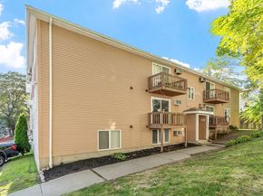 10 Dryden Street 7, Worcester MA 01605