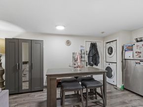 10 Dryden Street 7, Worcester MA 01605