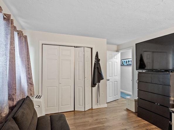 10 Dryden Street 7, Worcester MA 01605