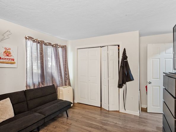 10 Dryden Street 7, Worcester MA 01605