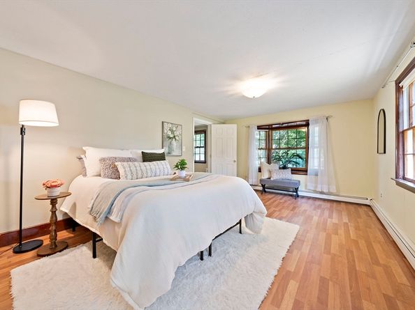 59 Katherine St, Weymouth MA 02191