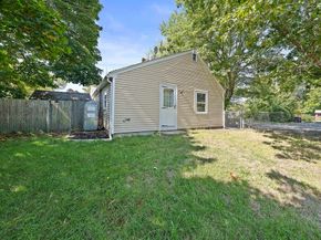 59 Katherine St, Weymouth MA 02191