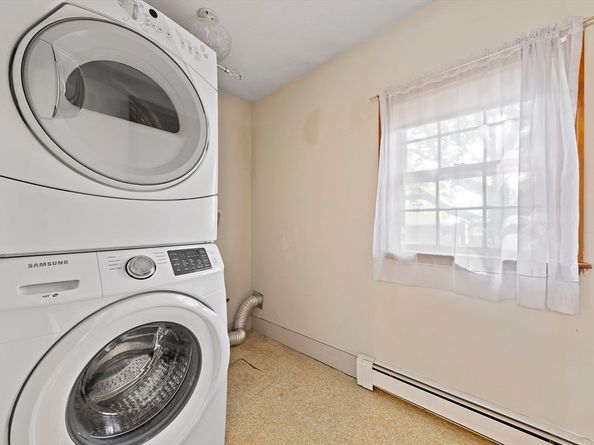 59 Katherine St, Weymouth MA 02191
