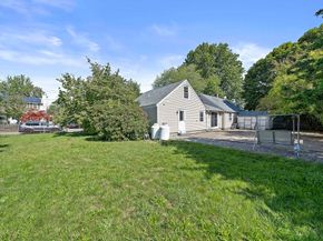 59 Katherine St, Weymouth MA 02191